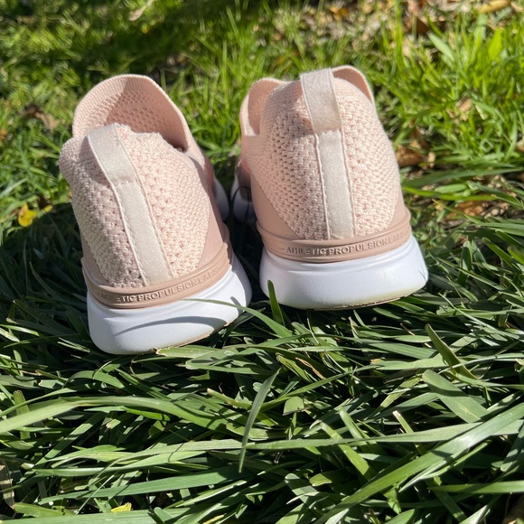 APL Athletic Propulsion Labs APL Lululemon womens size 5 - Picture 7 of 14